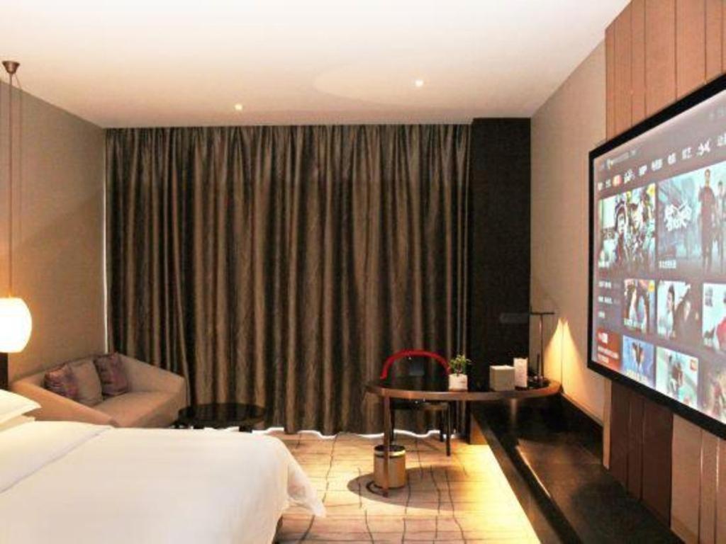 Maison New Century Hotel Dongguan Dongguan  Zewnętrze zdjęcie
