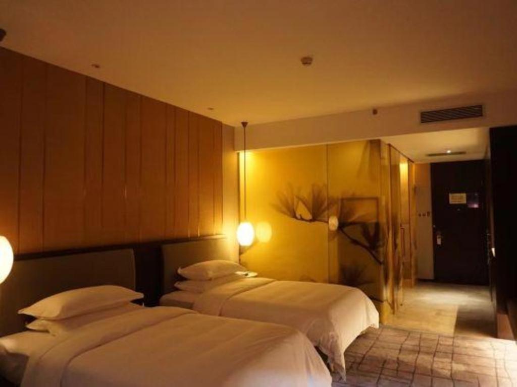 Maison New Century Hotel Dongguan Dongguan  Zewnętrze zdjęcie