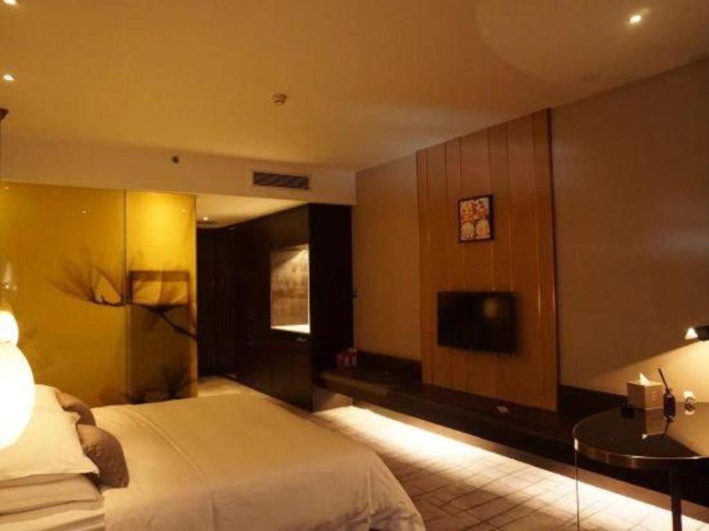Maison New Century Hotel Dongguan Dongguan  Zewnętrze zdjęcie