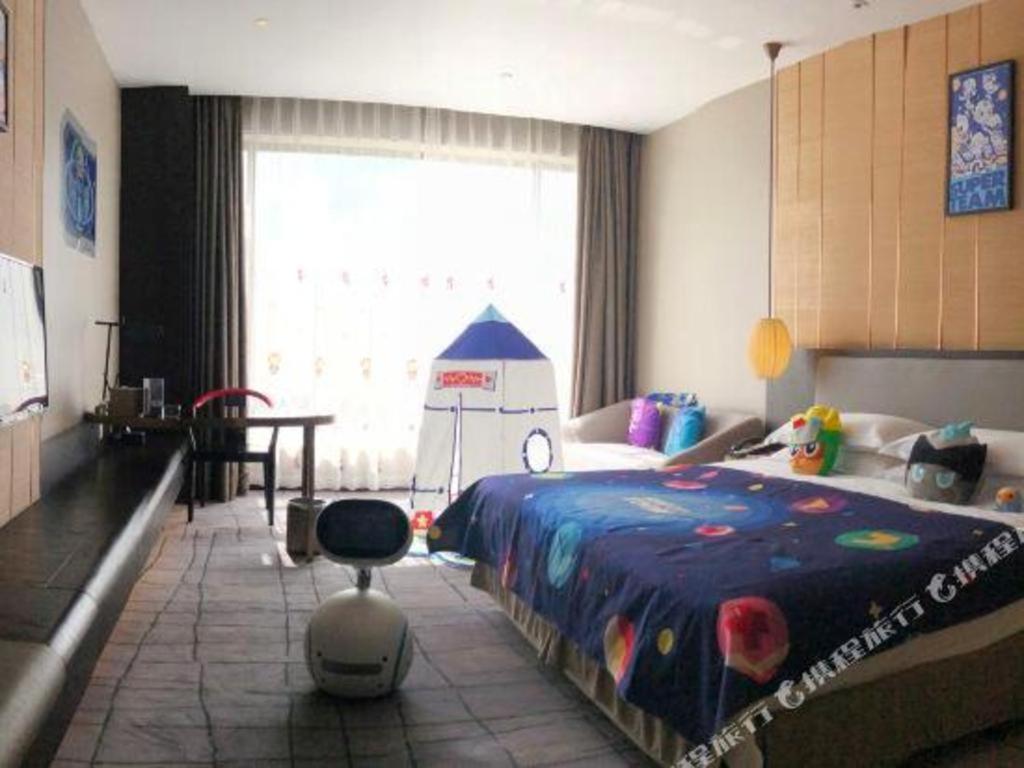 Maison New Century Hotel Dongguan Dongguan  Zewnętrze zdjęcie