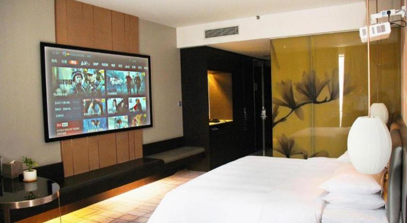 Maison New Century Hotel Dongguan Dongguan  Zewnętrze zdjęcie