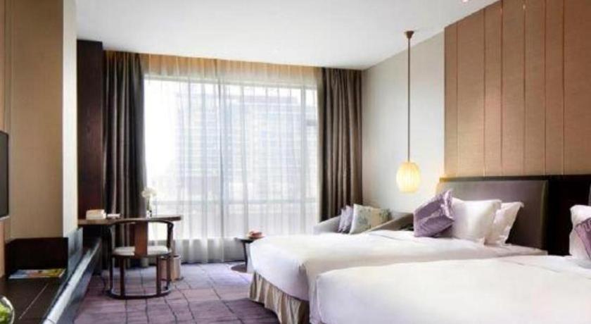 Maison New Century Hotel Dongguan Dongguan  Zewnętrze zdjęcie